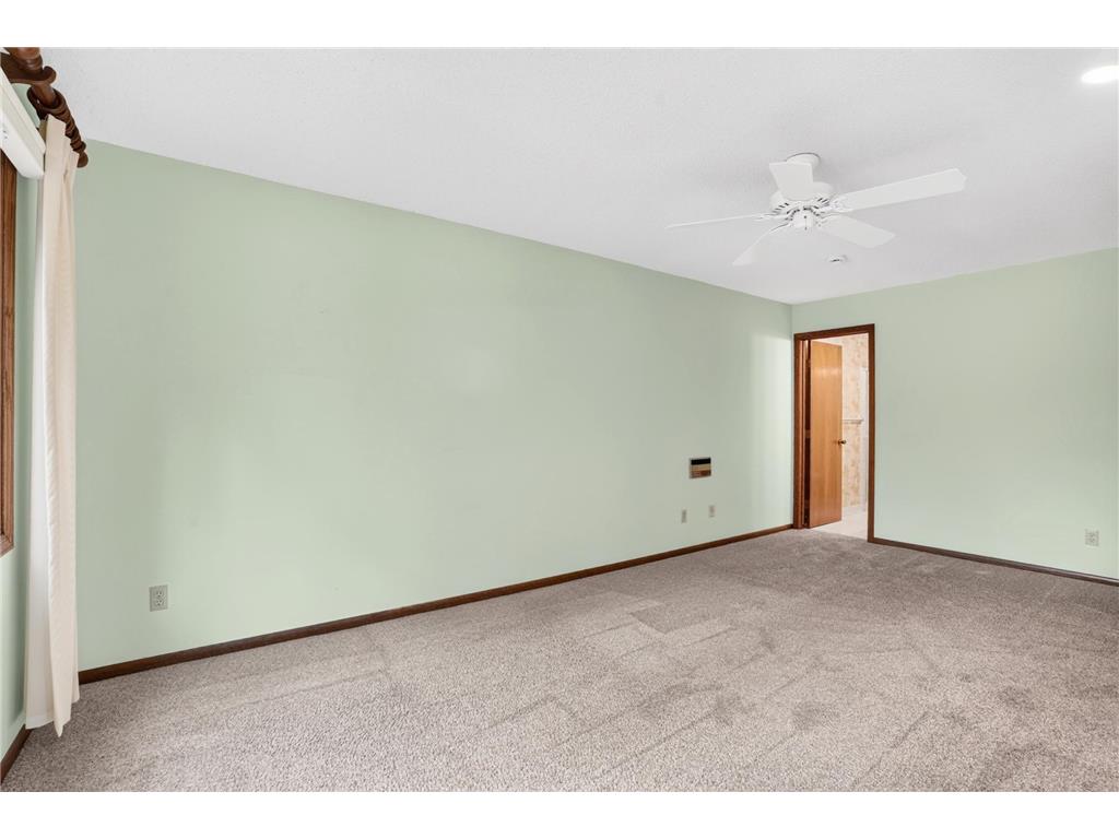 7055 Robinwood Trail Woodbury MN 55125 7089040 image18