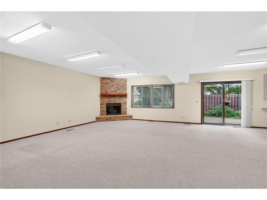 7055 Robinwood Trail Woodbury MN 55125 7089040 image23