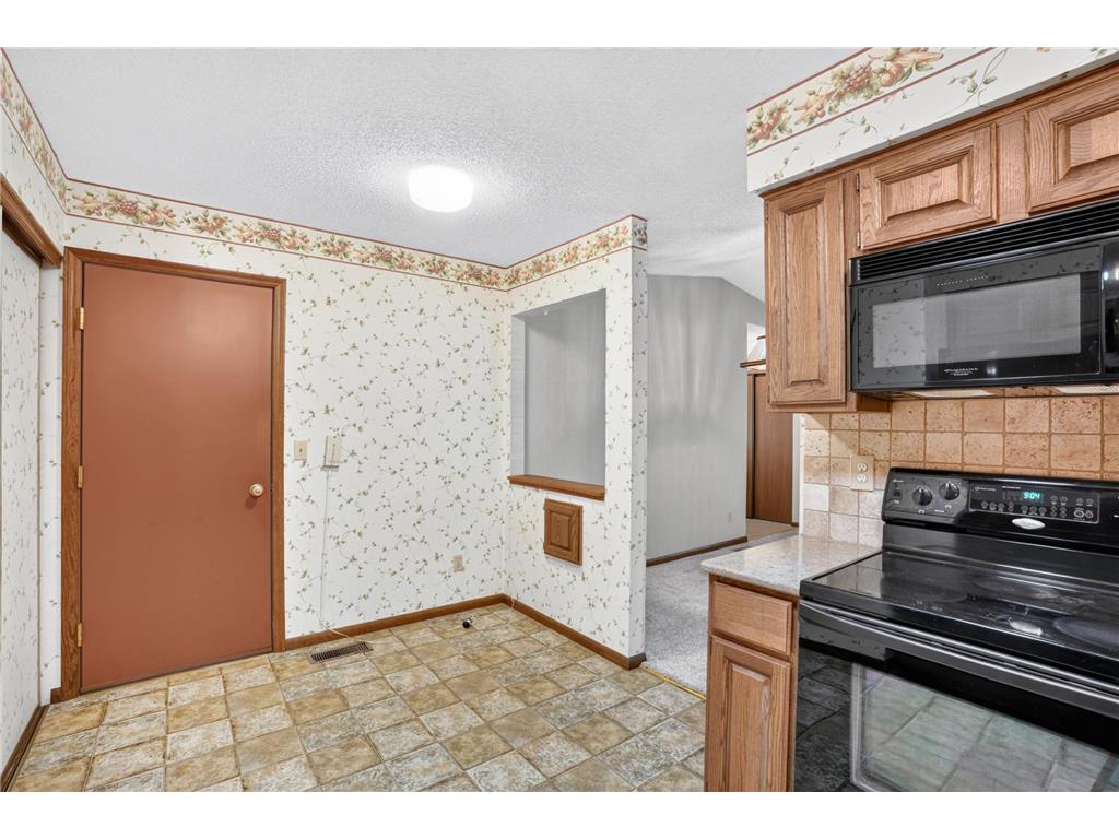 7055 Robinwood Trail Woodbury MN 55125 7089040 image8