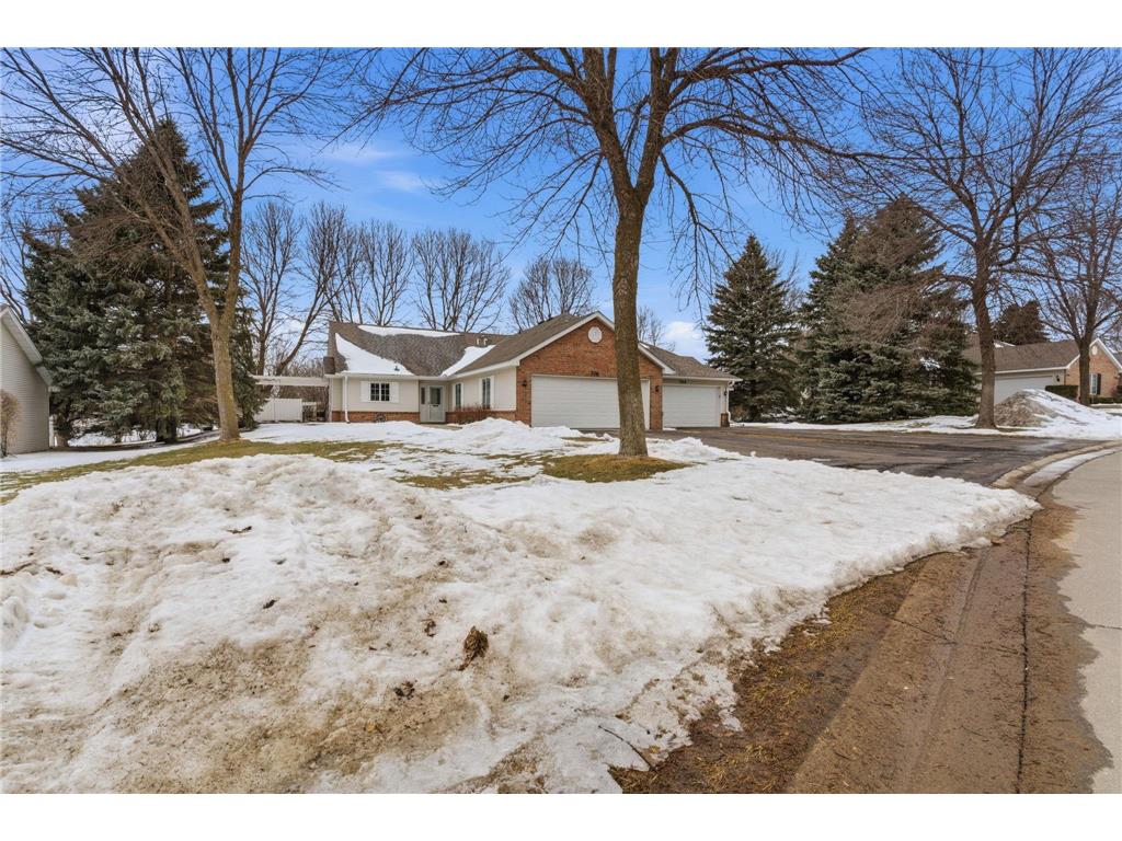 706 24th Street SE Willmar MN 56201 6819974 image1