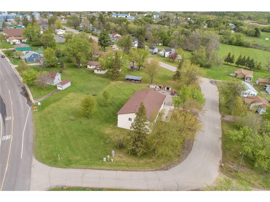 706 708 710 Holden Ave. Henning MN 56551 7074045 image11