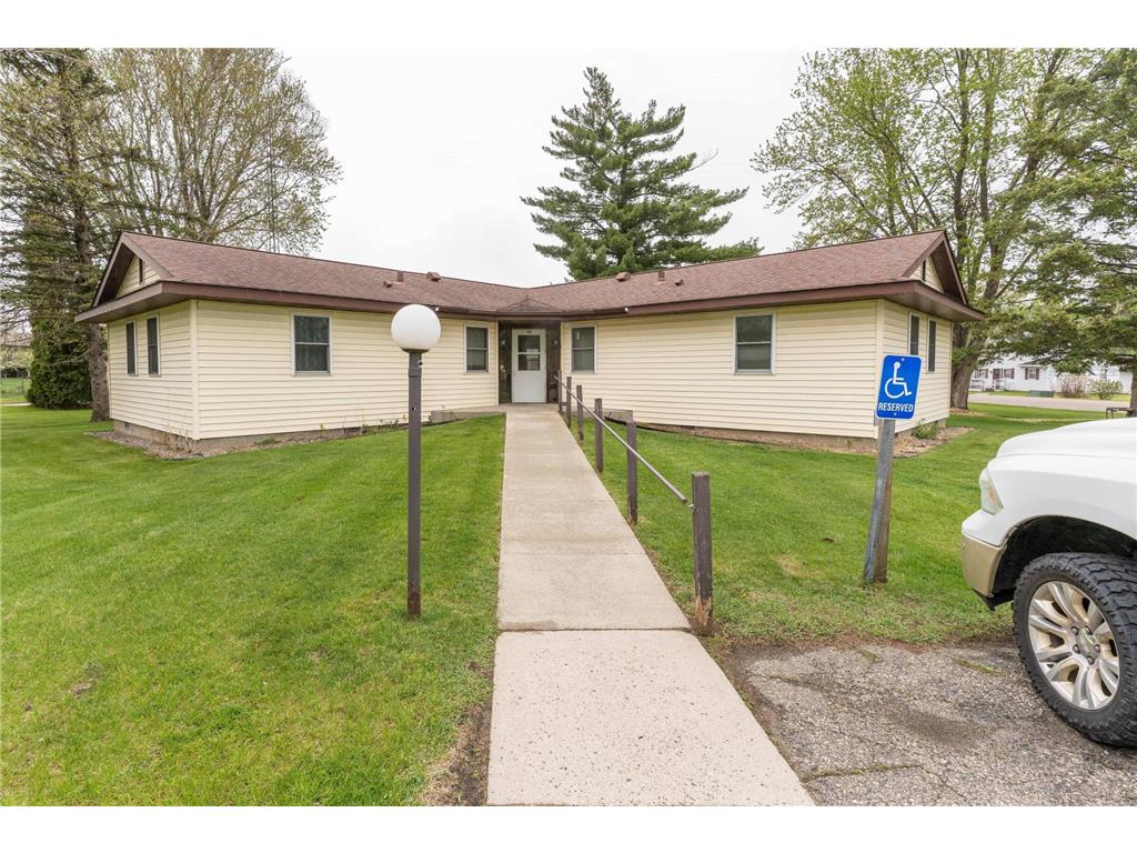 706 708 710 Holden Ave. Henning MN 56551 7074045 image13