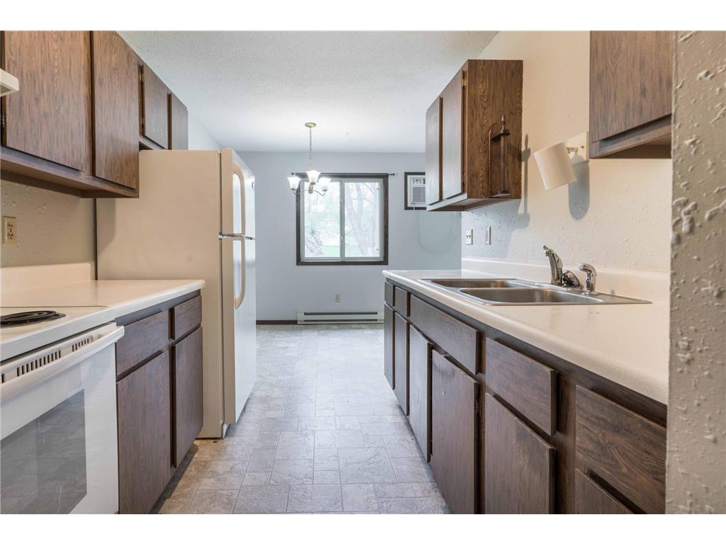 706 708 710 Holden Ave. Henning MN 56551 7074045 image20