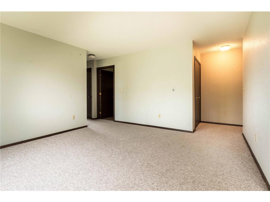 706 708 710 Holden Ave. Henning MN 56551 7074045 image25