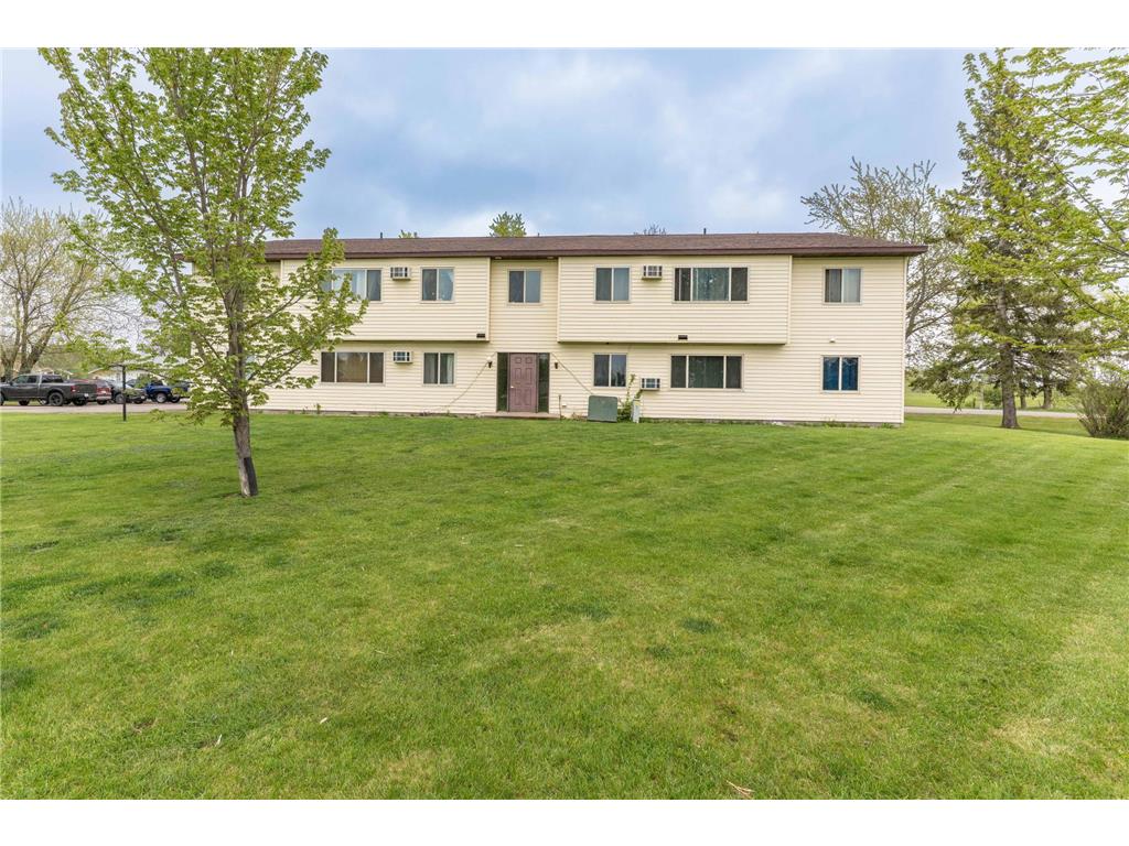 706 708 710 Holden Ave. Henning MN 56551 7074045 image3