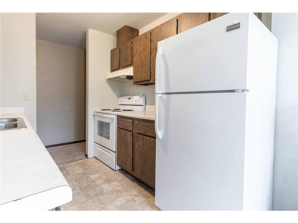 706 708 710 Holden Ave. Henning MN 56551 7074045 image33