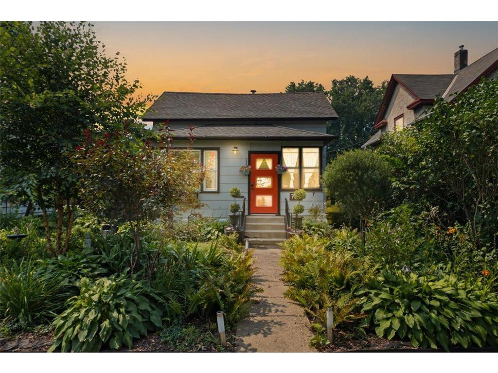 706 Buchanan Street NE Minneapolis MN 55413 6766739 image1