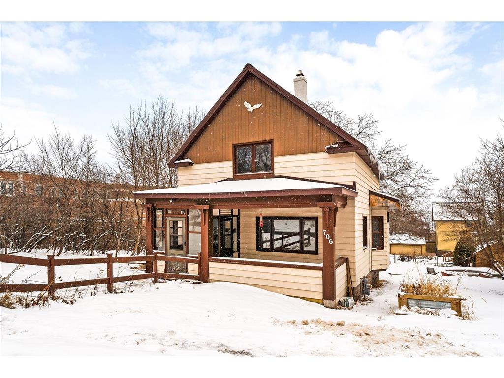 706 E 11th Street Duluth MN 55805 7035082 image1