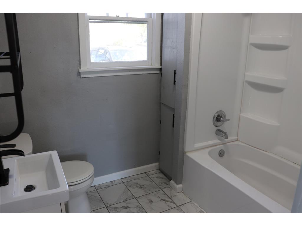 706 E Saint Germain Street Saint Cloud MN 56304 7068933 image13