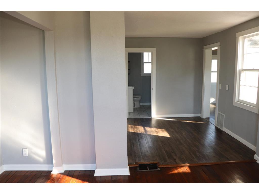 706 E Saint Germain Street Saint Cloud MN 56304 7068933 image14