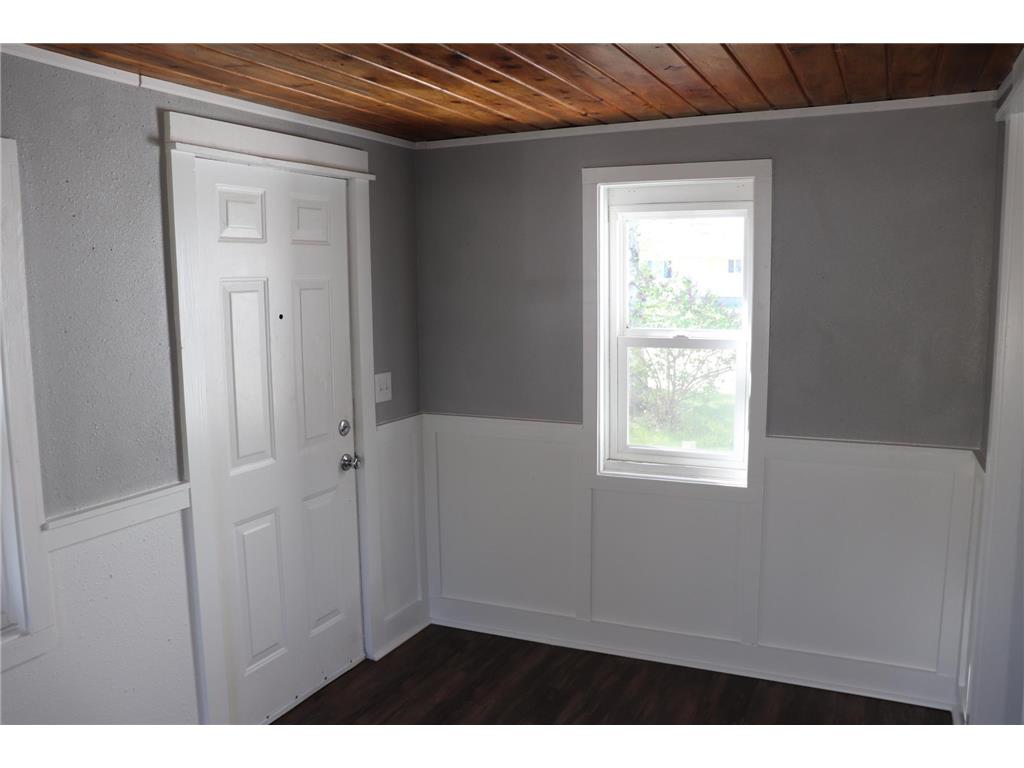 706 E Saint Germain Street Saint Cloud MN 56304 7068933 image3