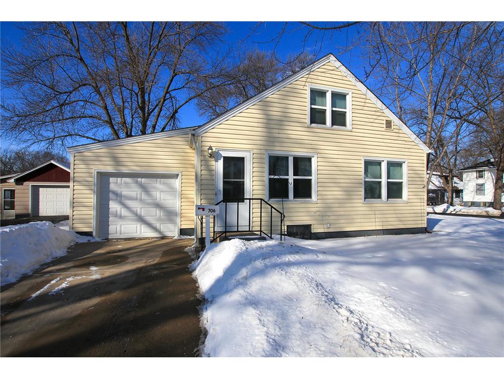 706 Lynn Road SW Hutchinson MN 55350 7016510 image1
