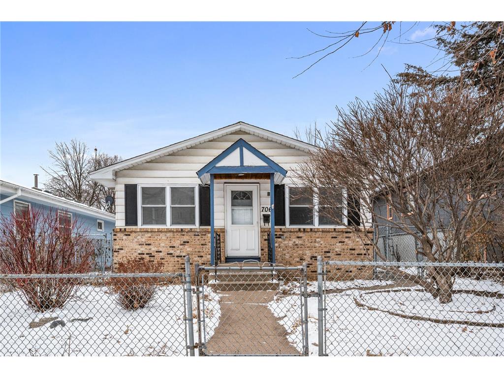 706 Madison Street NE Minneapolis MN 55413 6647211 image1
