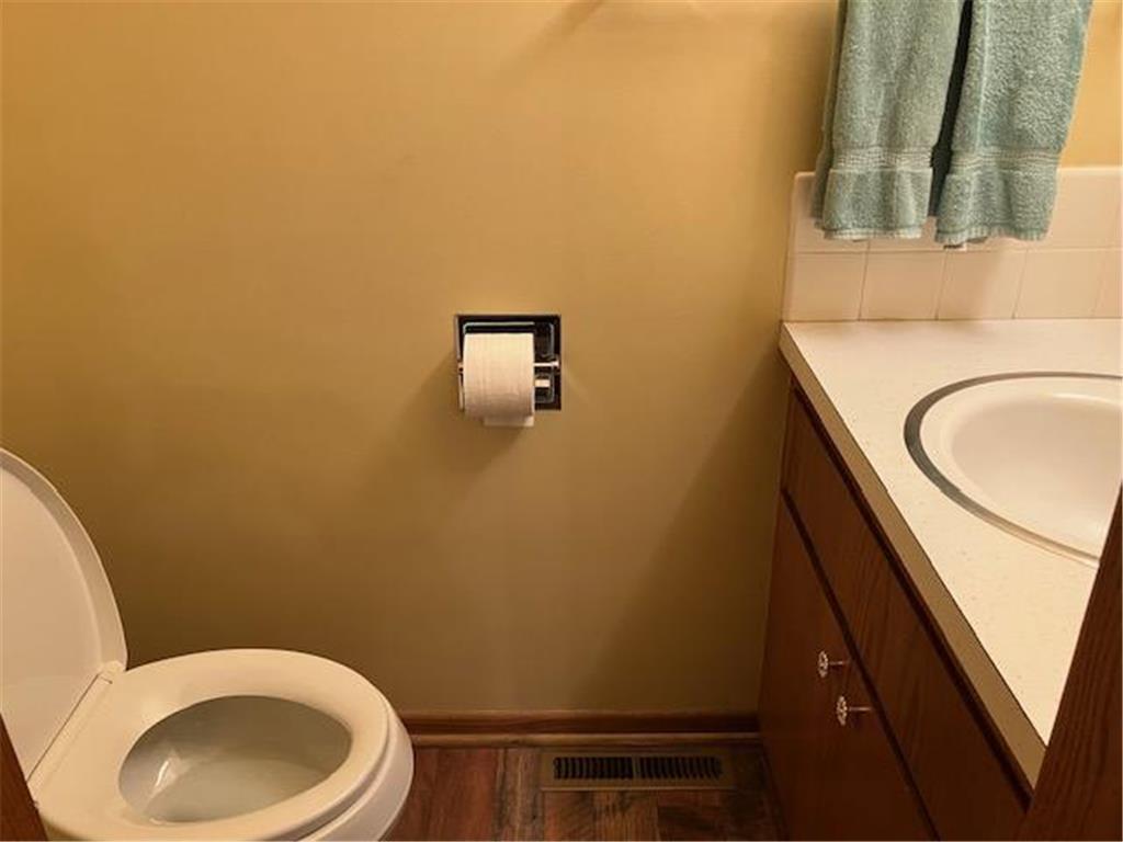 706 NE 14th Street Owatonna MN 55060 6819686 image10