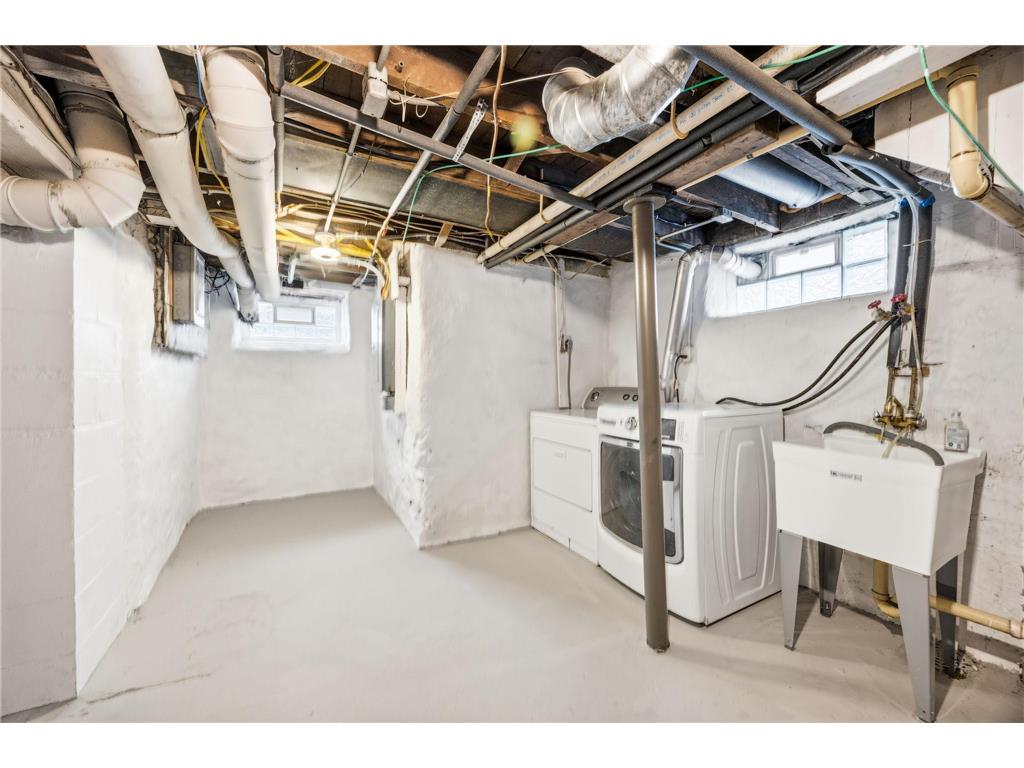 706 Oliver Avenue N Minneapolis MN 55411 7091779 image17