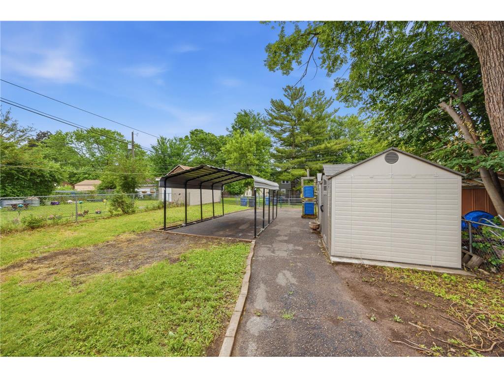 706 Oliver Avenue N Minneapolis MN 55411 7091779 image20