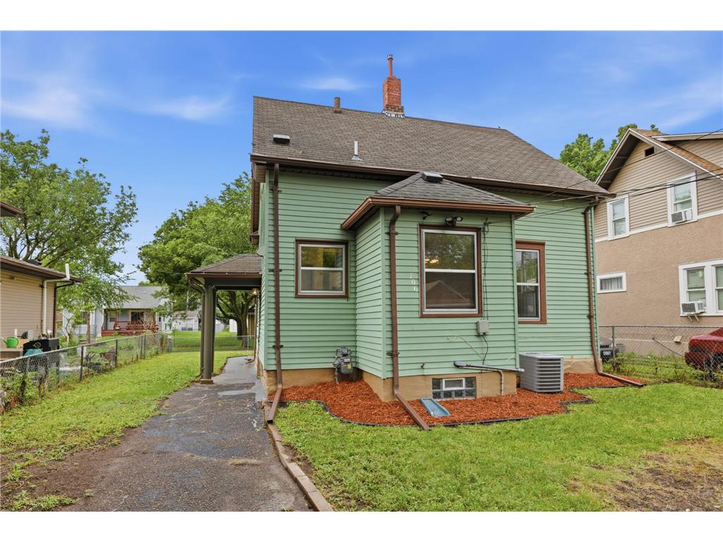 706 Oliver Avenue N Minneapolis MN 55411 7091779 image21