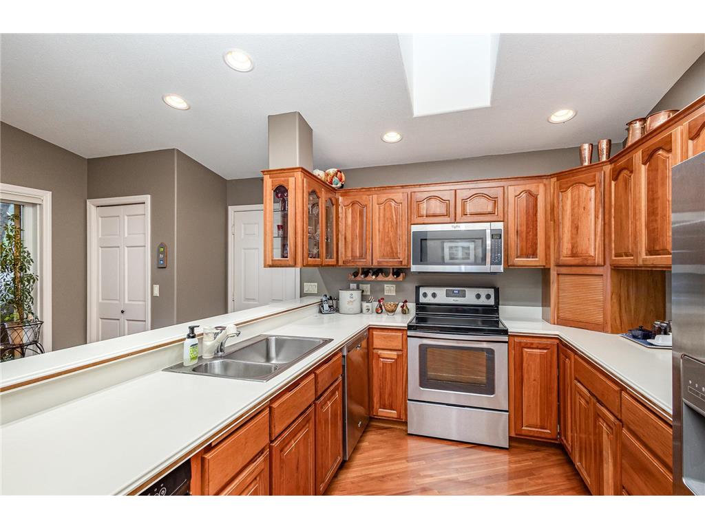 706 Pershing Avenue N New Prague MN 56071 6731953 image14