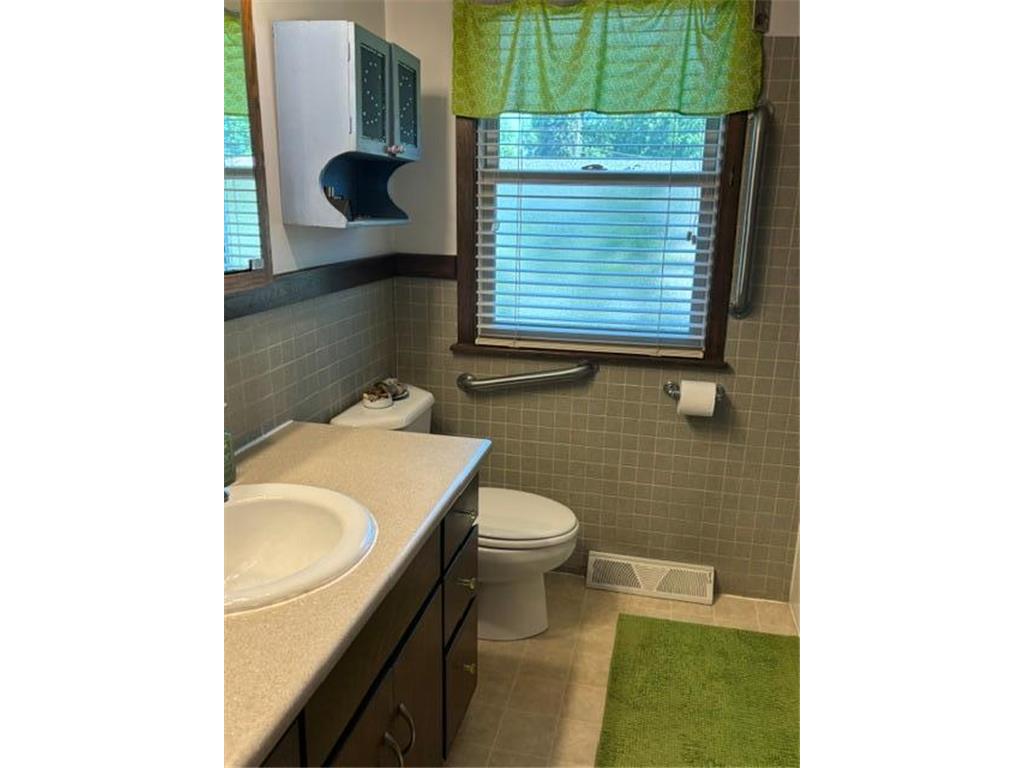 706 Roosevelt Street River Falls WI 54022 7082086 image12