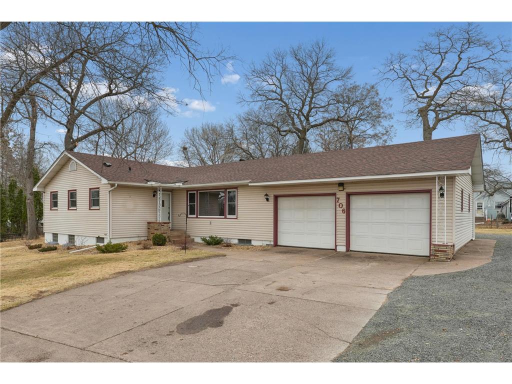 706 Summit Street Osceola WI 54020 7047029 image3
