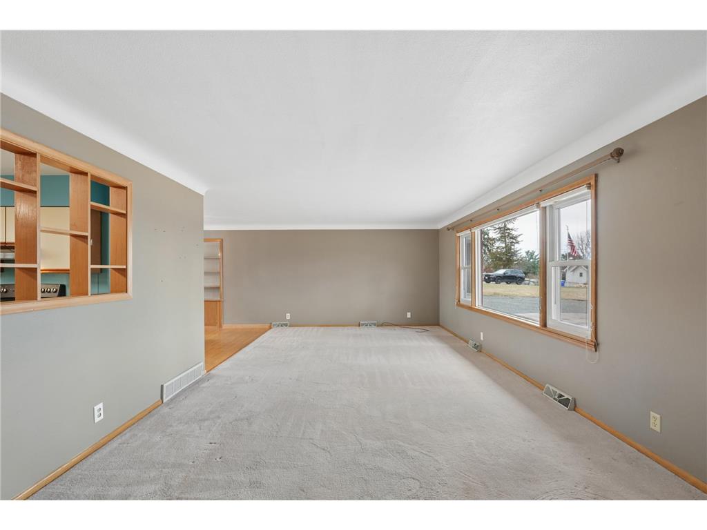 706 Summit Street Osceola WI 54020 7047029 image4