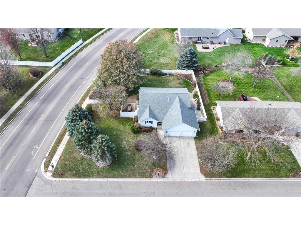 706 Viking Drive, Marshall, MN, 56258 MLS 6455960 Edina Realty