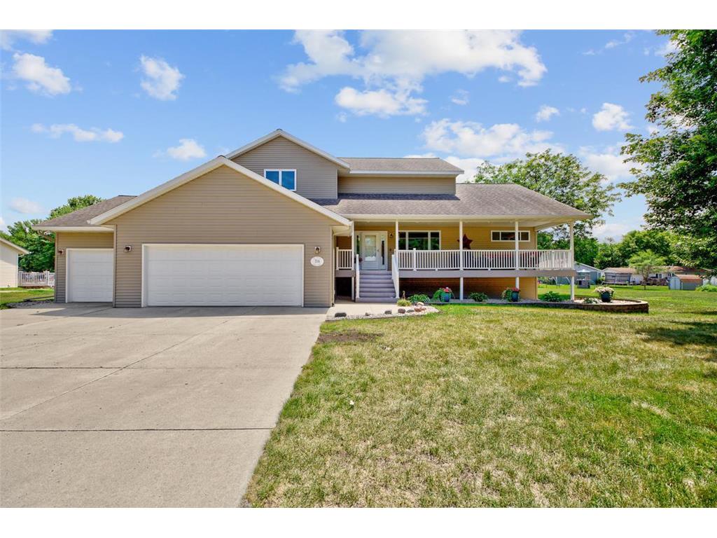 706 W Main Street Madelia MN 56062 6400313 image1