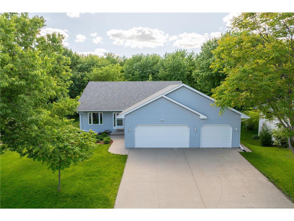 706 W Welco Drive Montgomery MN 56069 6544081 image1