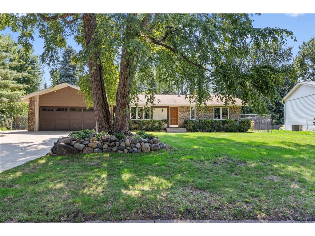 7060 145th Street W Apple Valley MN 55124 6761480 image1
