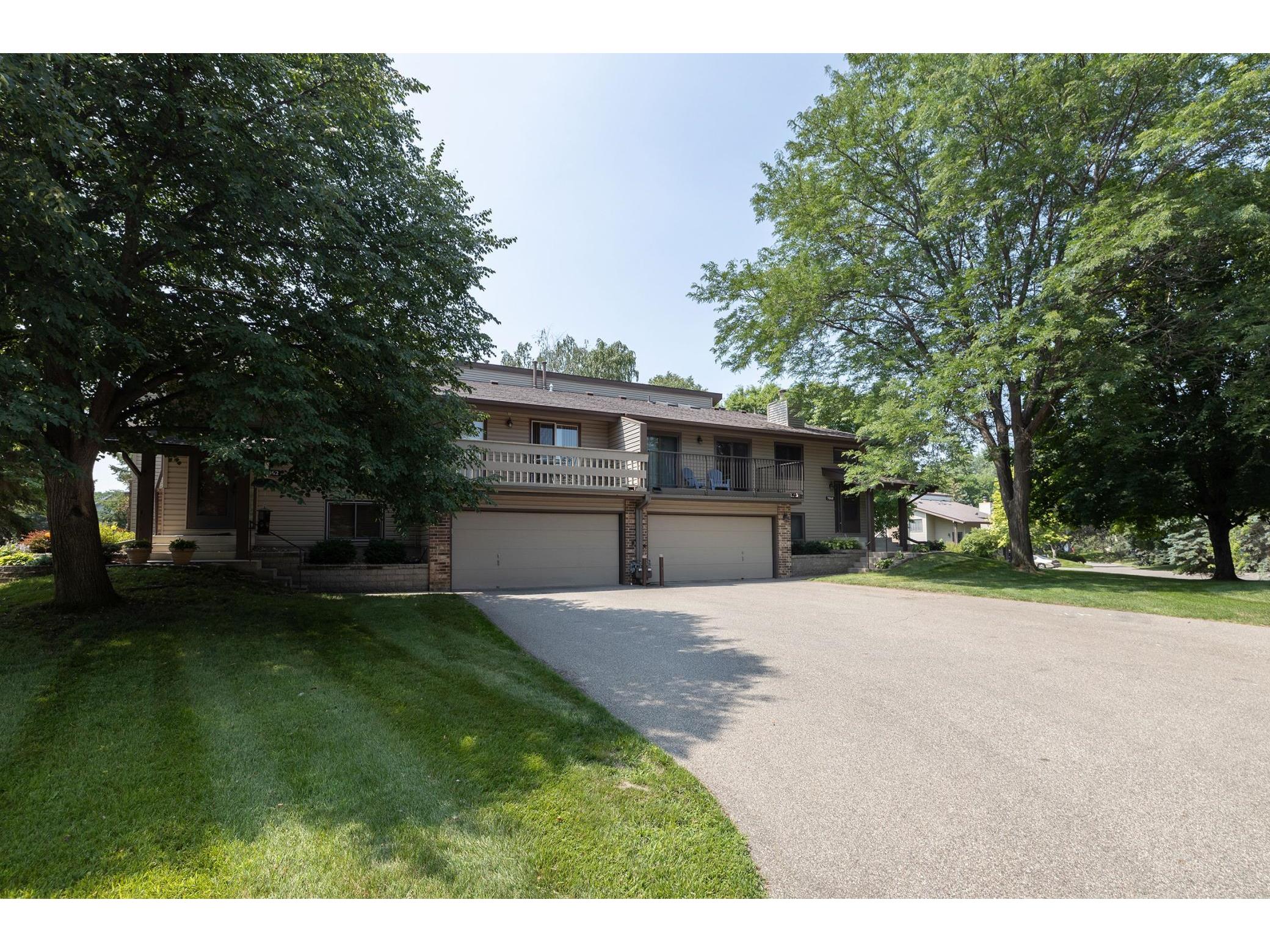 7060 W 113th Street, Bloomington, MN, 55438 MLS 6026426 Edina Realty