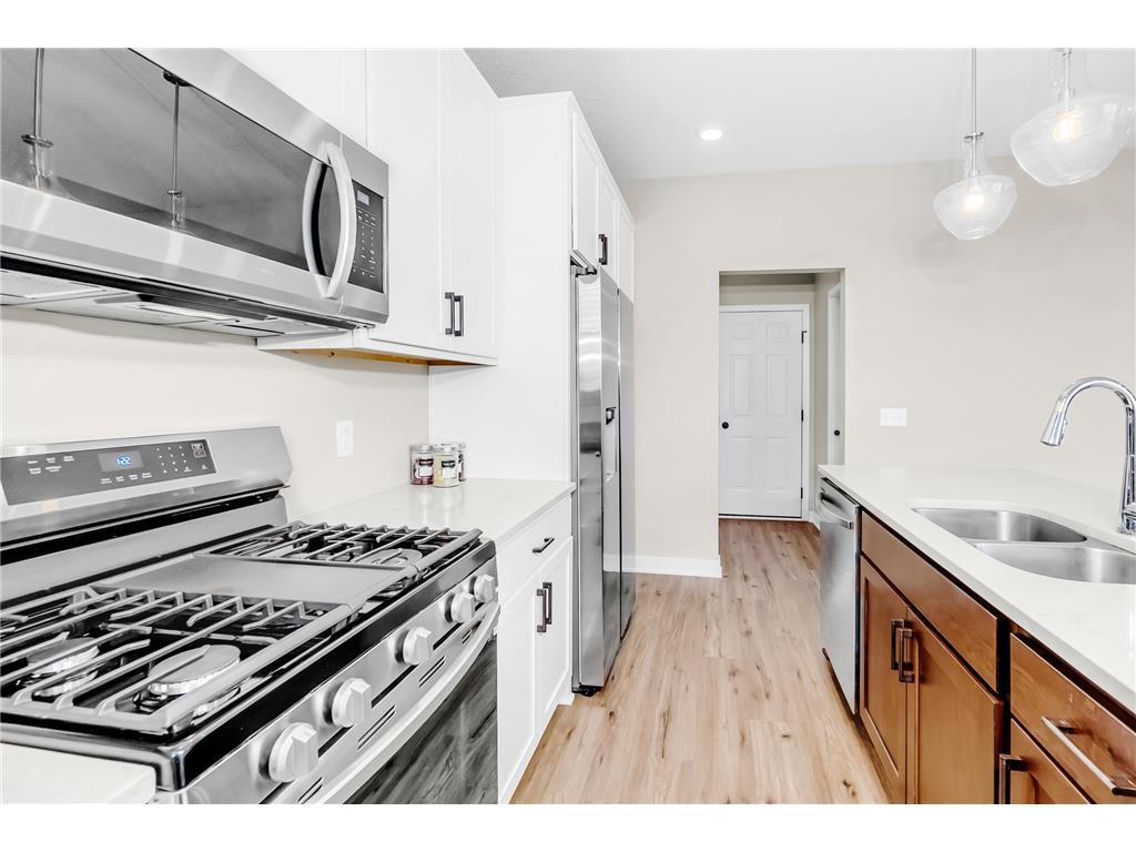 7065 181st Street W Lakeville MN 55044 7020188 image2