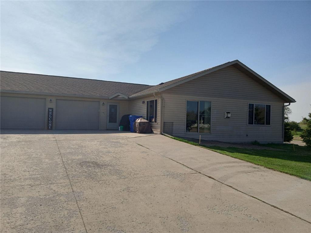 707 10th Street NW Frazee MN 56544 6369563 image1