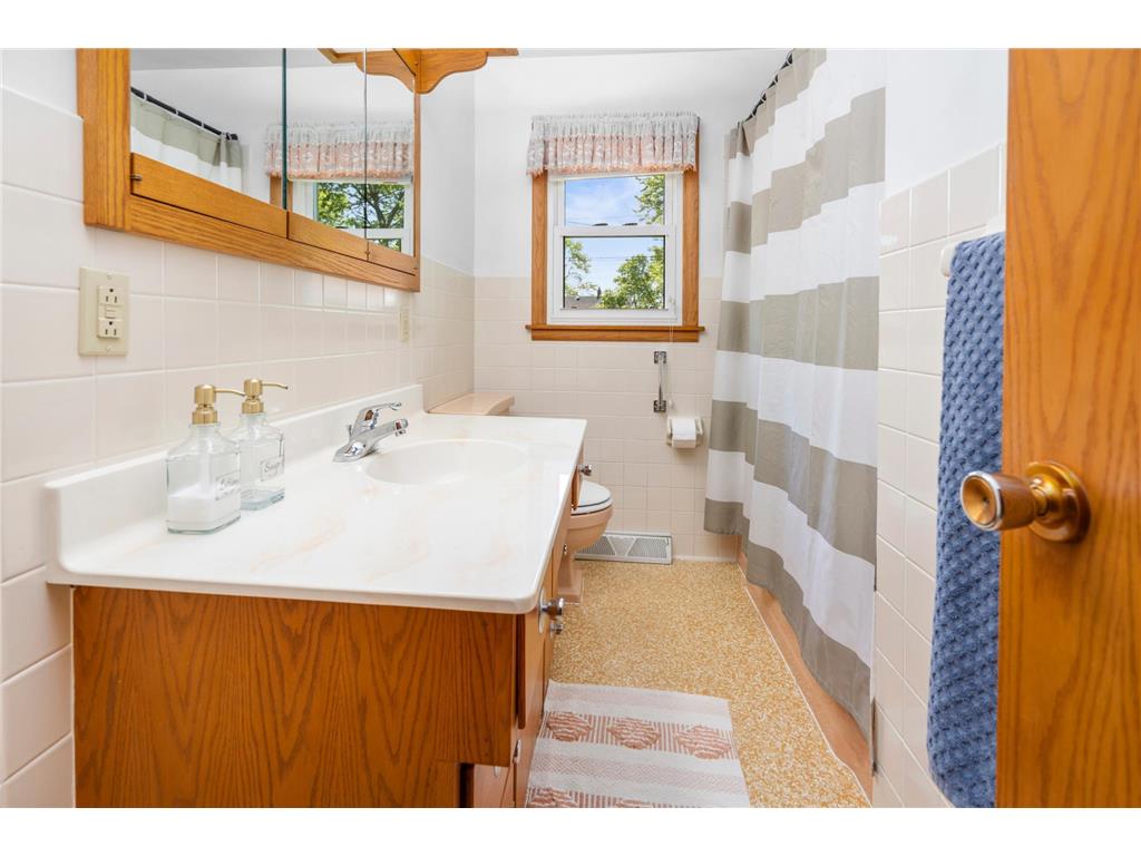 707 2nd Avenue NE Saint Cloud MN 56304 7079573 image9
