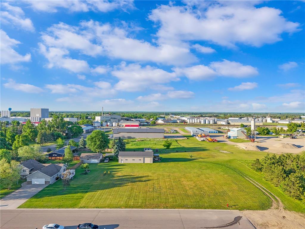 707 4th St SE Perham MN 56573 7087260 image3