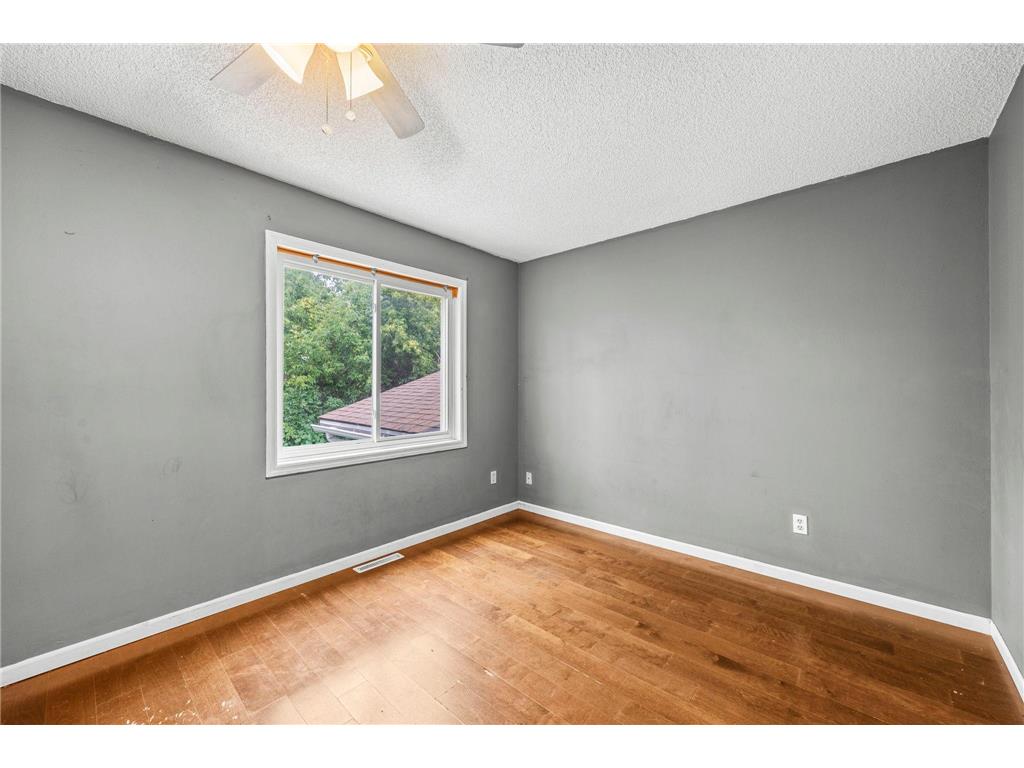 707 69th Avenue N Brooklyn Center MN 55430 7107839 image18