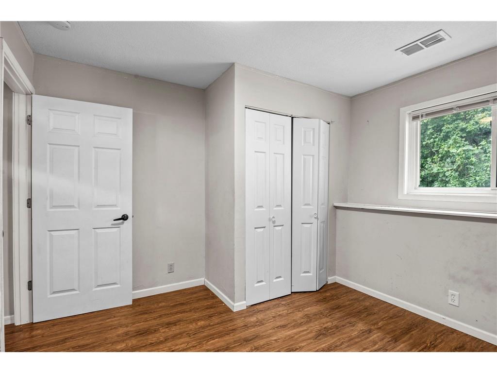 707 69th Avenue N Brooklyn Center MN 55430 7107839 image33