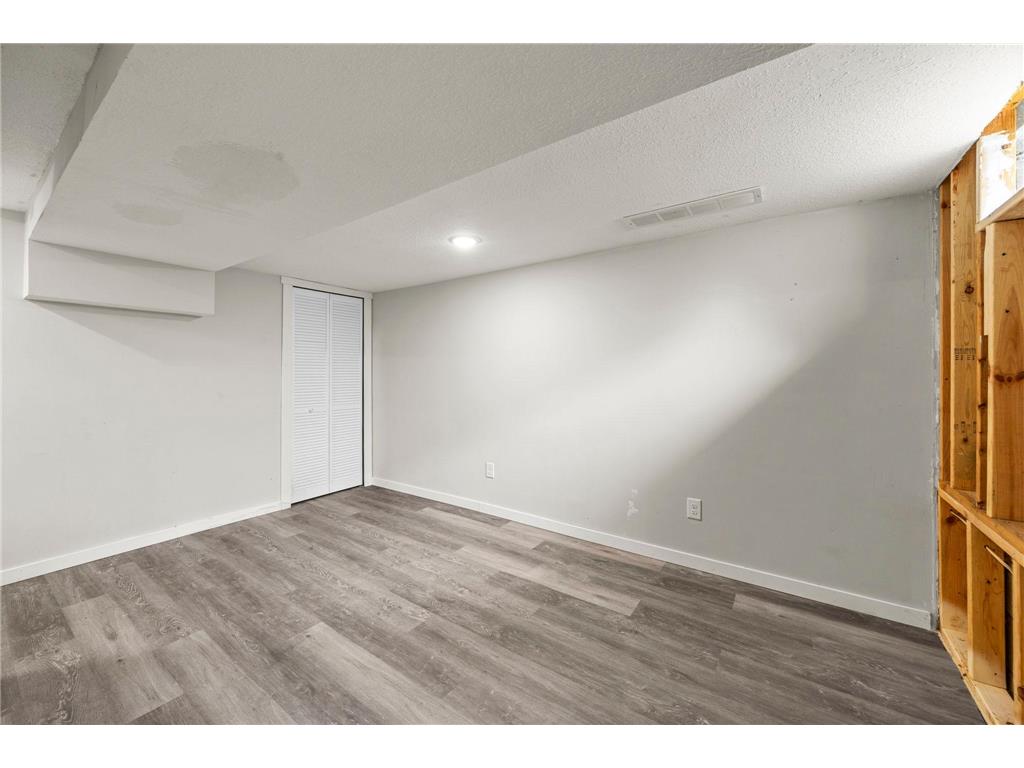 707 69th Avenue N Brooklyn Center MN 55430 7107839 image38