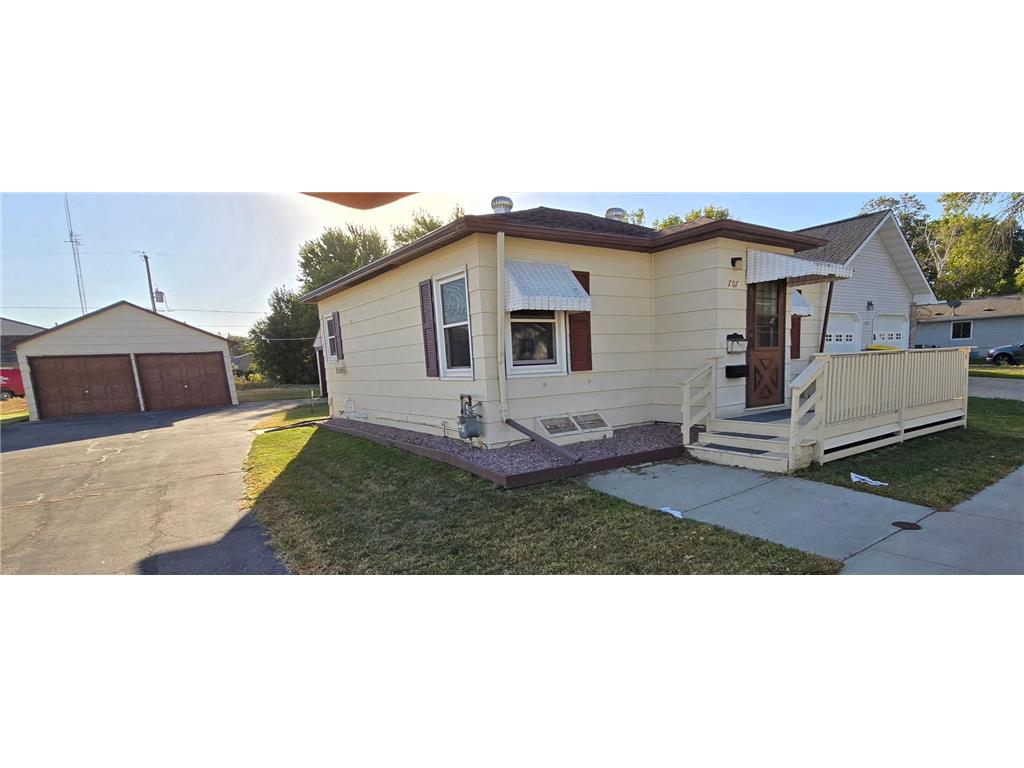 707 7th Avenue SW Pipestone MN 56164 6609930 image1