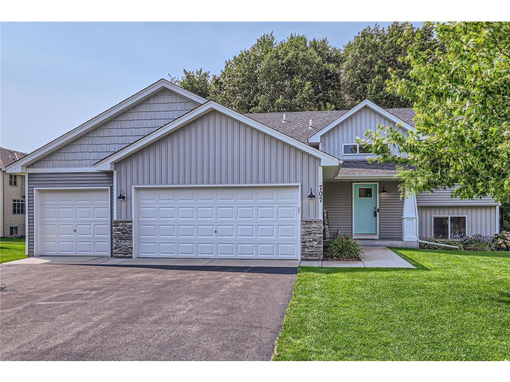 707 Brookview Lane SE Isanti MN 55040 6685111 image1