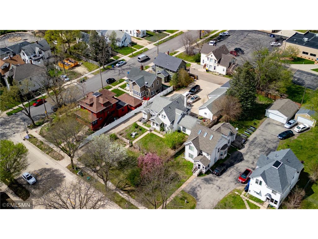 707 E Center Street Rochester MN 55904 7066246 image2