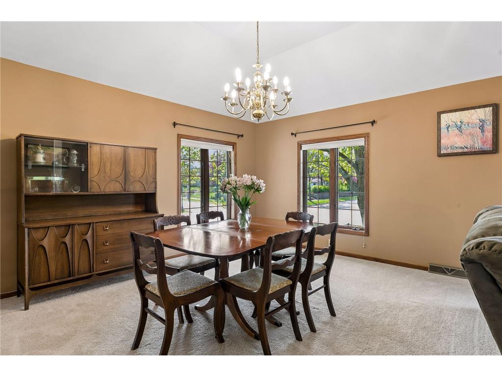 707 Hamline Avenue S Saint Paul MN 55116 7062305 image10