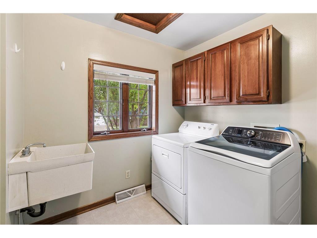 707 Hamline Avenue S Saint Paul MN 55116 7106754 image22
