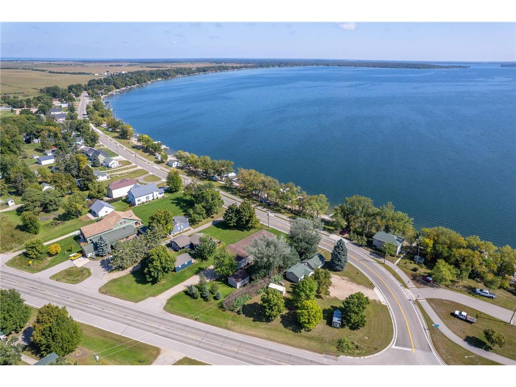 707 Lake Shore Drive Battle Lake MN 56515 - West Battle 7043314 image56