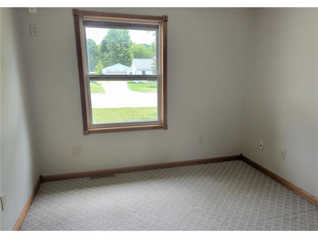707 N High Street Rushford MN 55971 7104725 image8