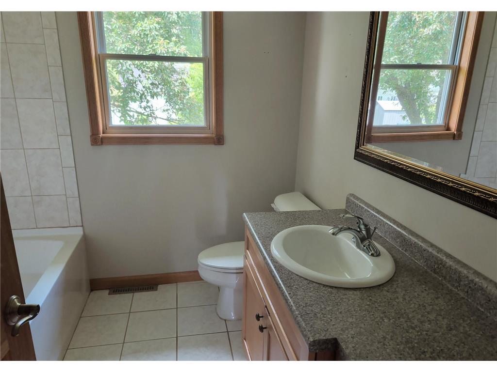707 N High Street Rushford MN 55971 7104725 image9
