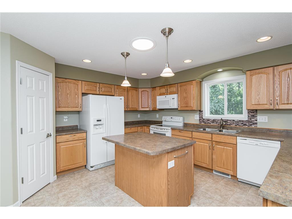 707 Southfork Place SE Kasson MN 55944 6399277 image1