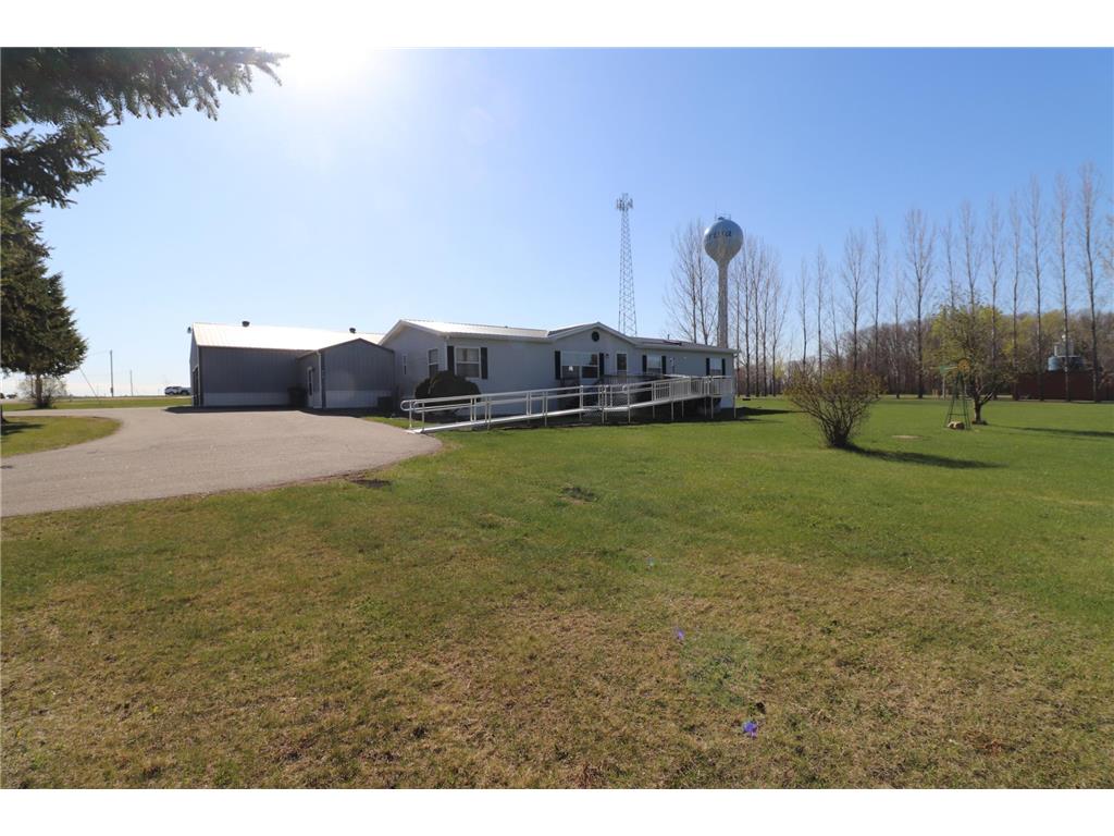 707 Summit Avenue W Clarissa MN 56440 7069554 image1