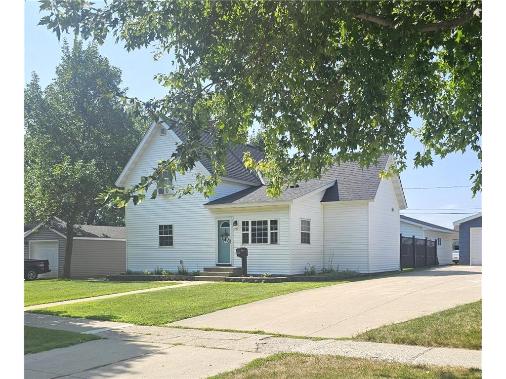 707 Wyoming Avenue Morris MN 56267 6590064 image1