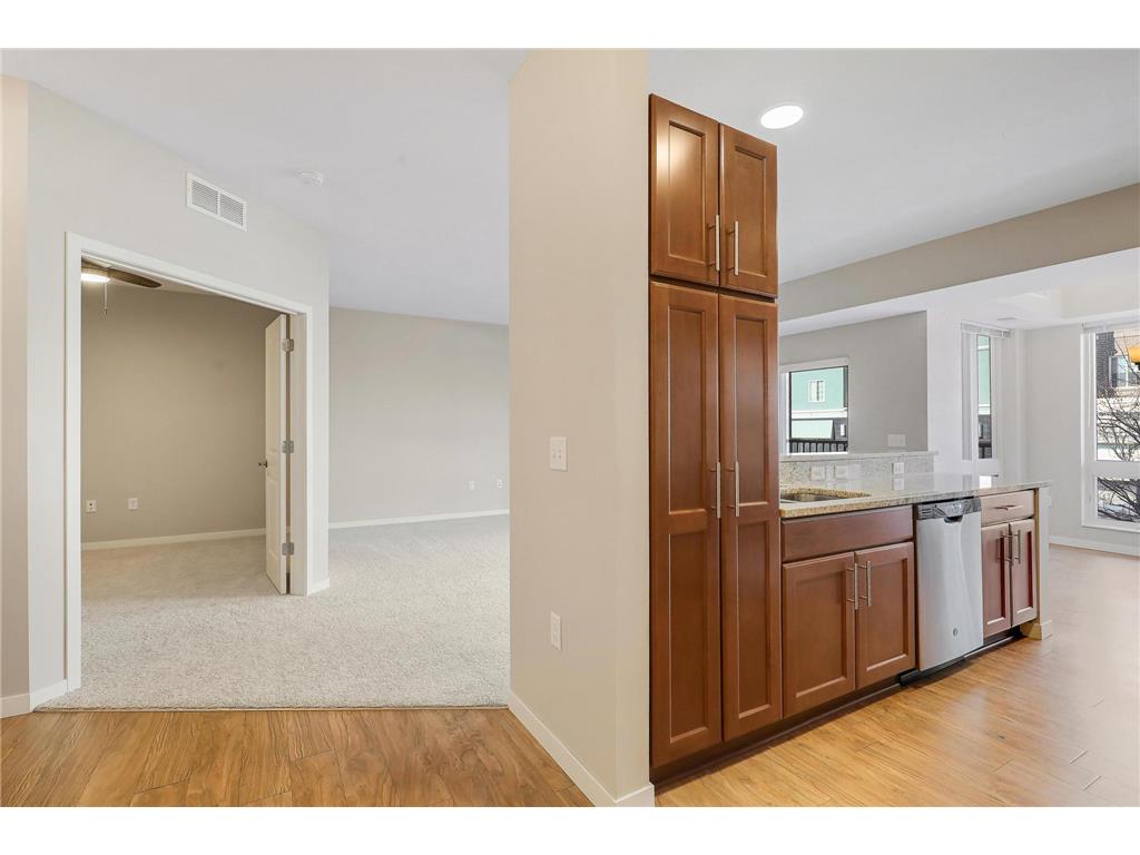7070 153rd Street W #103 Apple Valley MN 55124 7028149 image15