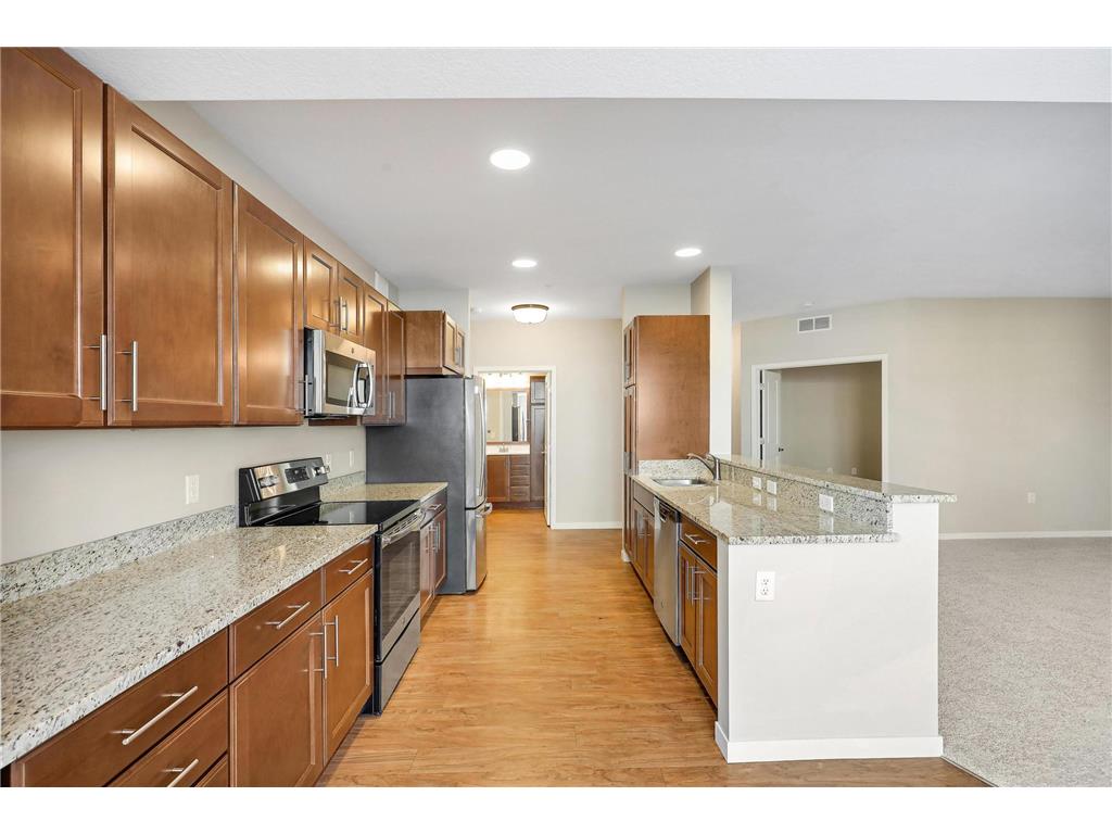 7070 153rd Street W #103 Apple Valley MN 55124 7028149 image16